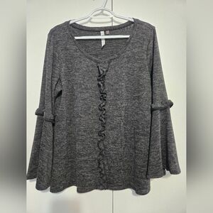 NY Collection Gray Ruffle Down the Middle with Bell Sleeves‎ Top- Size Medium